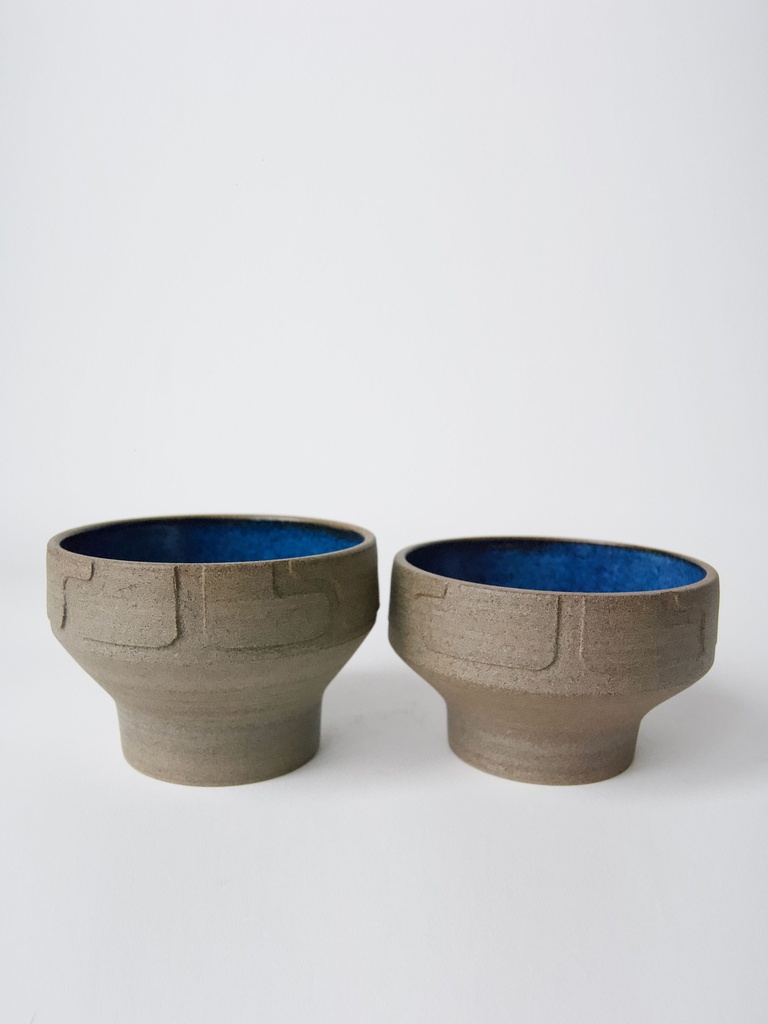 aztec bowl, grijs-blauw. hoogte= 9cm, ⌀= 14cm